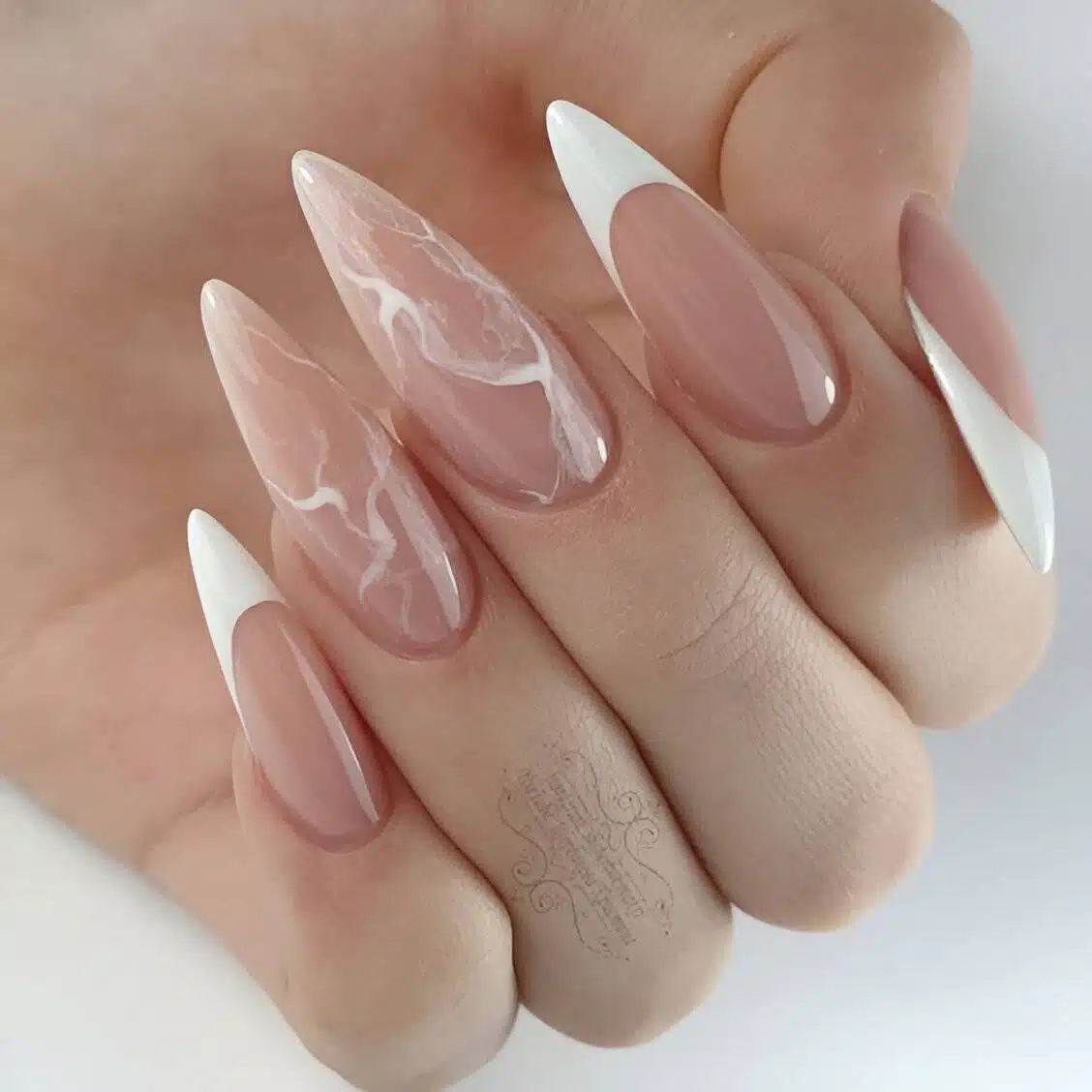 30 Classy Nude Nail Designs Perfect For Elegant Ladies - 207