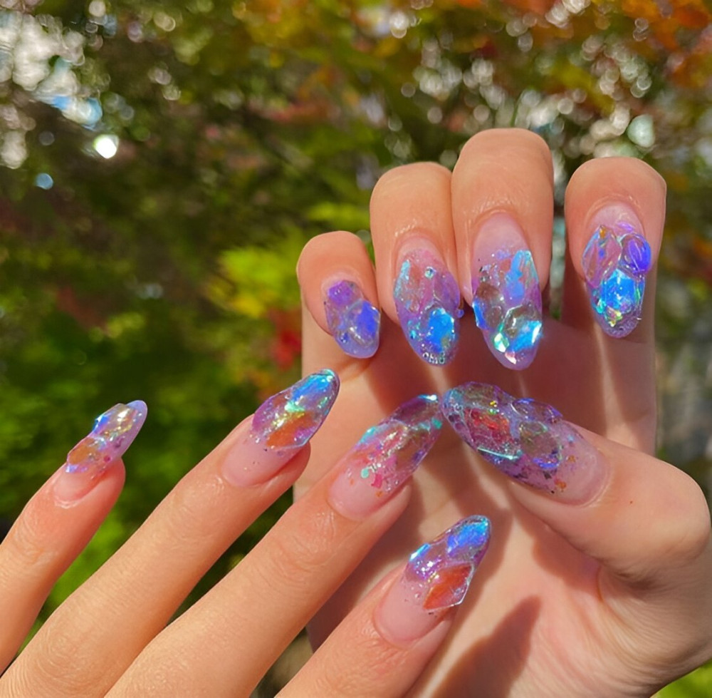 30 Irresistible Glass Nail Ideas For Stylish Girls - 189