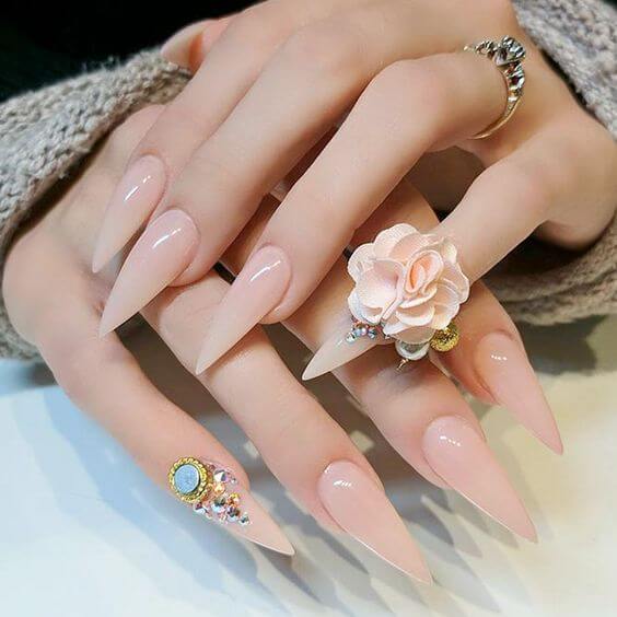 35 Quinceanera Nails That Would Make You The Center Of Attention At Your Party - 271