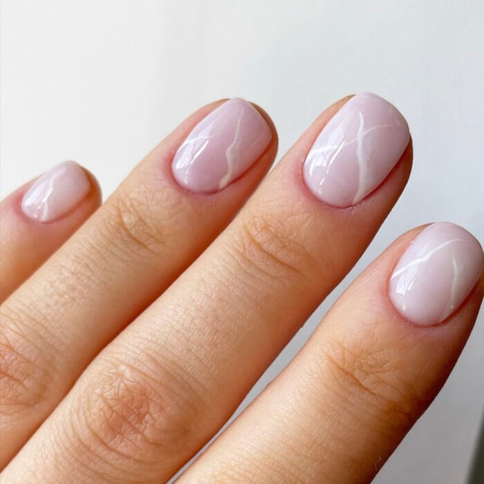 Save Hundreds of Dollars With These 30 Easy-To-Copy Short Nail Designs - 247