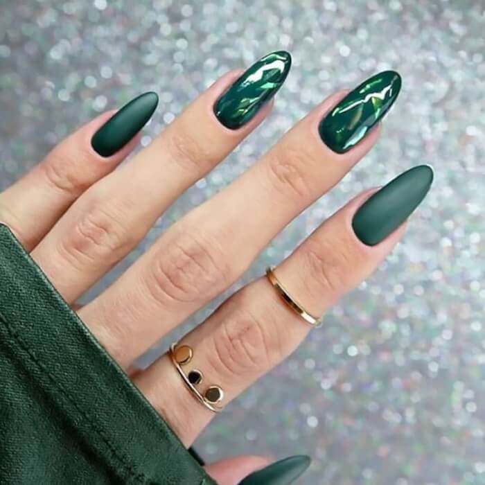 Emerald Green Nails